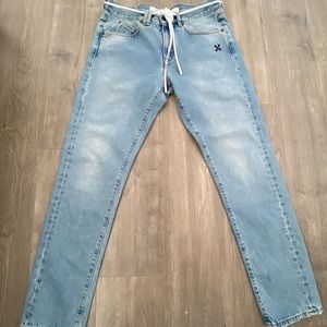 Off-White bleach denim